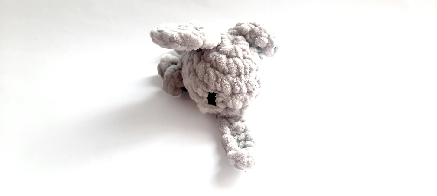 Eva the Elephant, Mini Market Maker Series Vol 3. Plush Amigurumi Pattern crochet in 30 minutes for craft shows! Video available