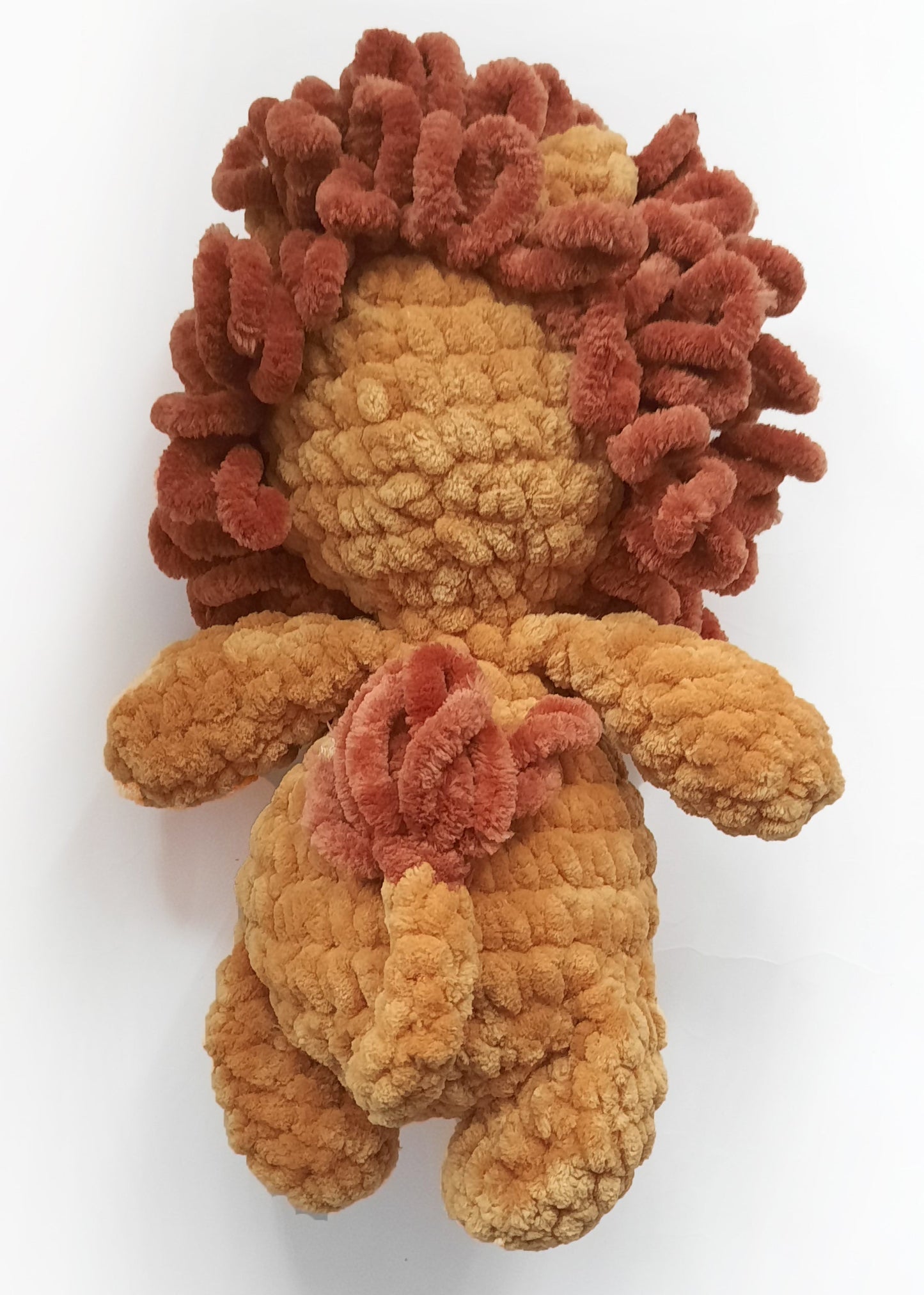 Lenard Lion Plush Amigurumi, Cuddly Chenille Characters. Posh yarn Crochet Pattern