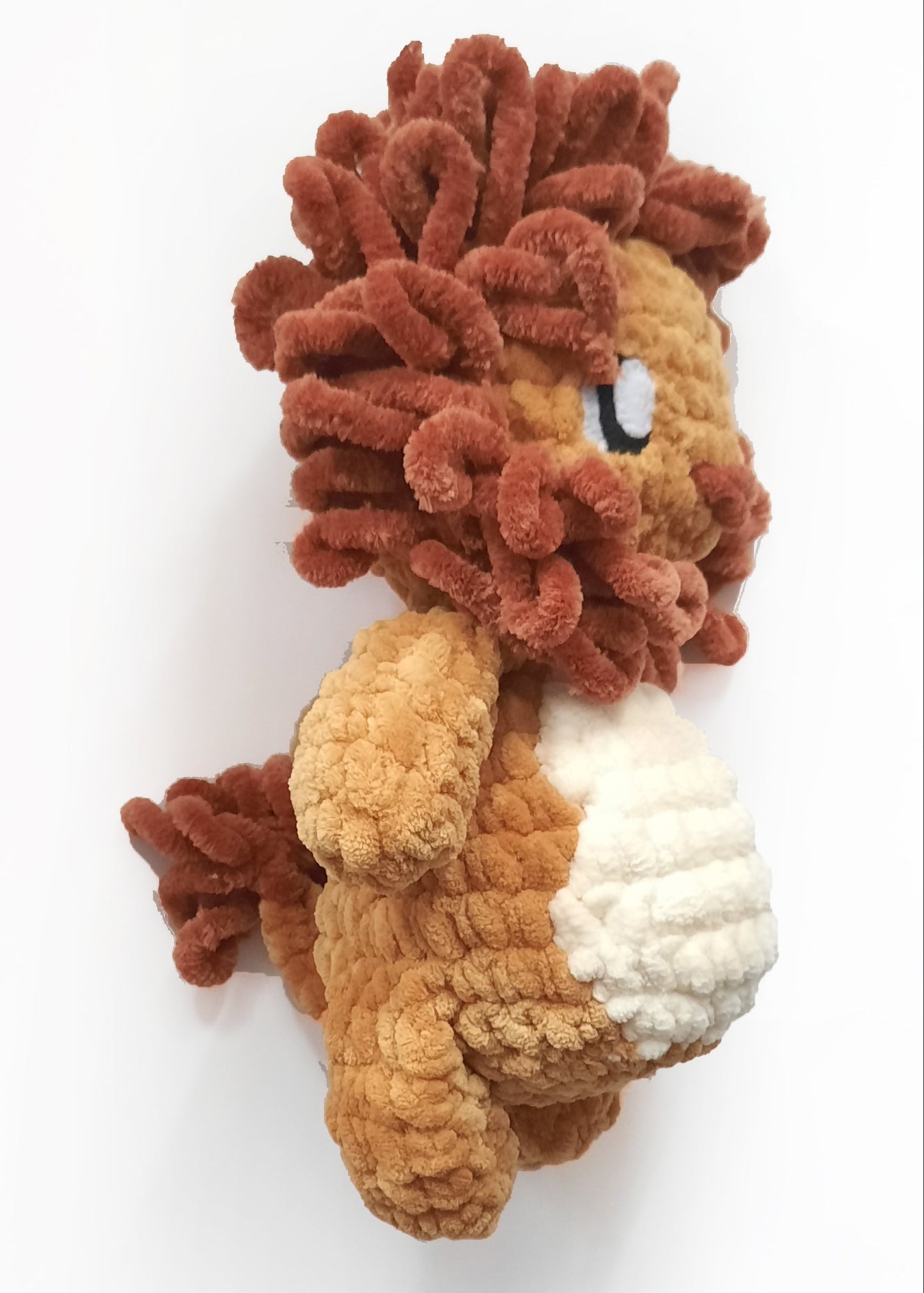 Lenard Lion Plush Amigurumi, Cuddly Chenille Characters. Posh yarn Crochet Pattern